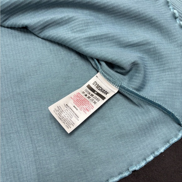 Gymshark Tie Front Top with Bell Sleeves - Picture 3 of 3